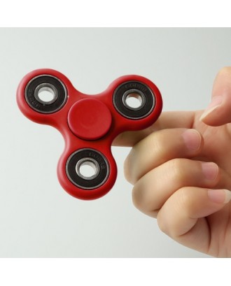 Rotating Focus Toy Triangle Finger Gyro
